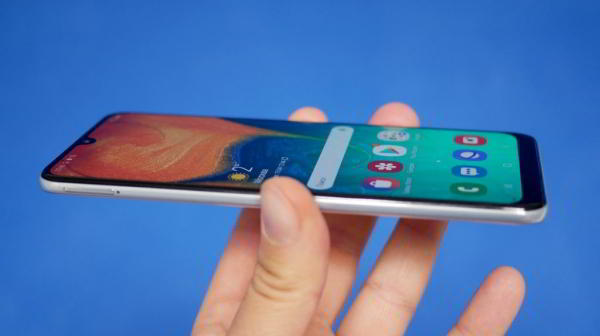 Обзор смартфона Samsung Galaxy A30: породистый, но доступный