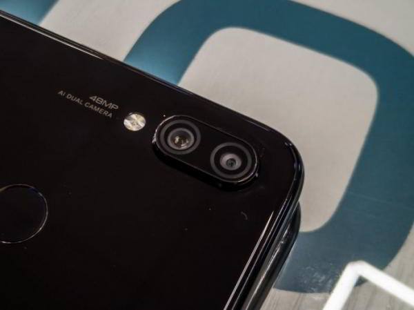Сравнение Xiaomi Mi Play с Redmi Note 7: Стоит ли переплачивать?