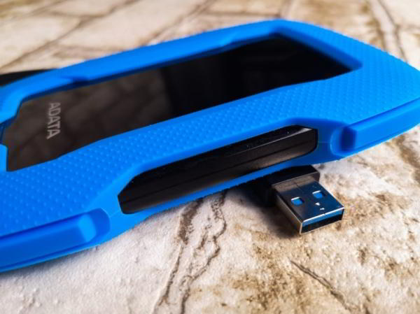 Обзор внешнего HDD ADATA HD330: Тонко и прочно