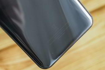 Обзор Samsung Galaxy A30 — самый сбалансированный середнячок?