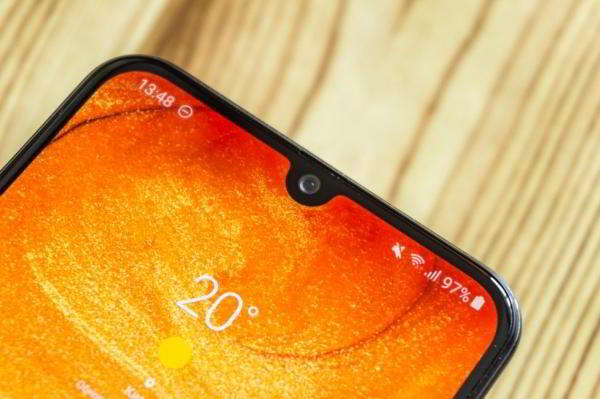 Обзор Samsung Galaxy A30 — самый сбалансированный середнячок?