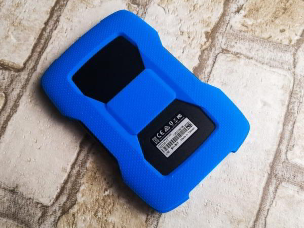 Обзор внешнего HDD ADATA HD330: Тонко и прочно