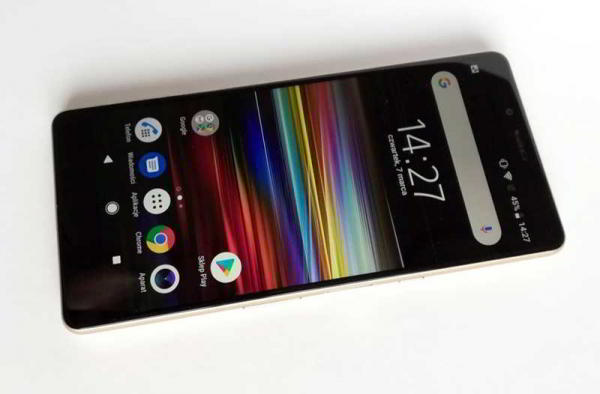 Обзор Sony Xperia L3: бюджетного и неоднозначного смартфона