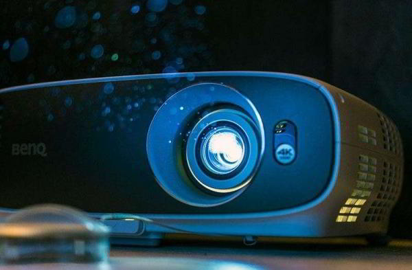 BenQ W1700 — Обзор 4K HDR проектора по цене хорошего телевизора BenQ W1700 — Обзор 4K HDR проектора по цене хорошего телевизора