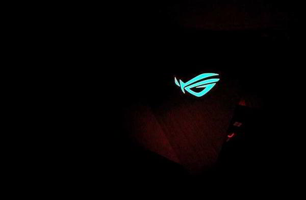 Обзор ноутбука Asus ROG Strix Scar II GL704: компактный и мощный