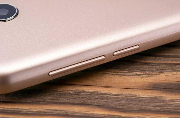 Обзор Vertex Impress Astra: бюджетник с премиум-дизайном и NFC Обзор Vertex Impress Astra: бюджетник с премиум-дизайном и NFC