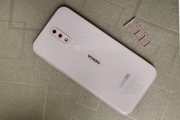 Обзор Nokia 4.2: компактный смартфон, где есть все, что пожелаете
