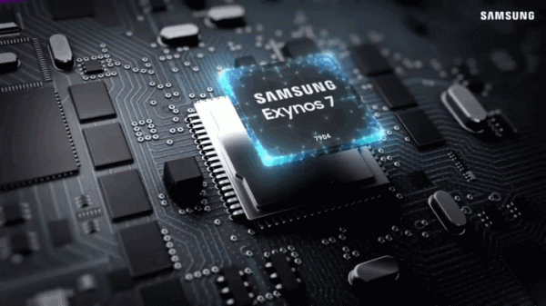 Обзор смартфона Samsung Galaxy M20: долгожитель с треугольной "челкой"