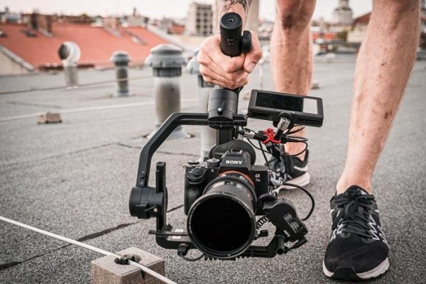 FeiyuTech AK4500 - новый трехосевой стабилизатор для DSLR-камер