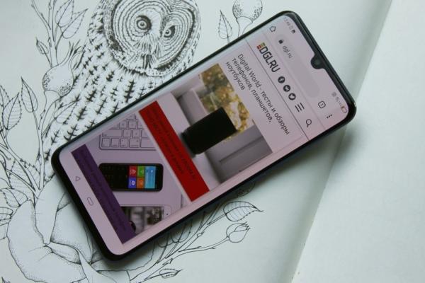 Обзор смартфона ZTE Axon 10 Pro: почти как флагман, но вдвое дешевле