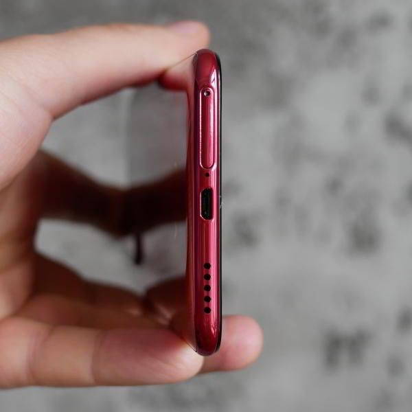 Обзор смартфона Vivo V15 Pro: с "выпрыгивающей" селфи-камерой
